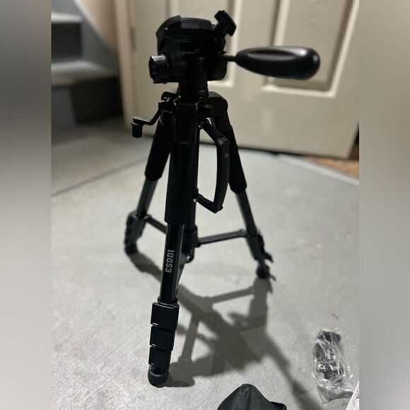 camera travel tripod - Picture 1 of 11